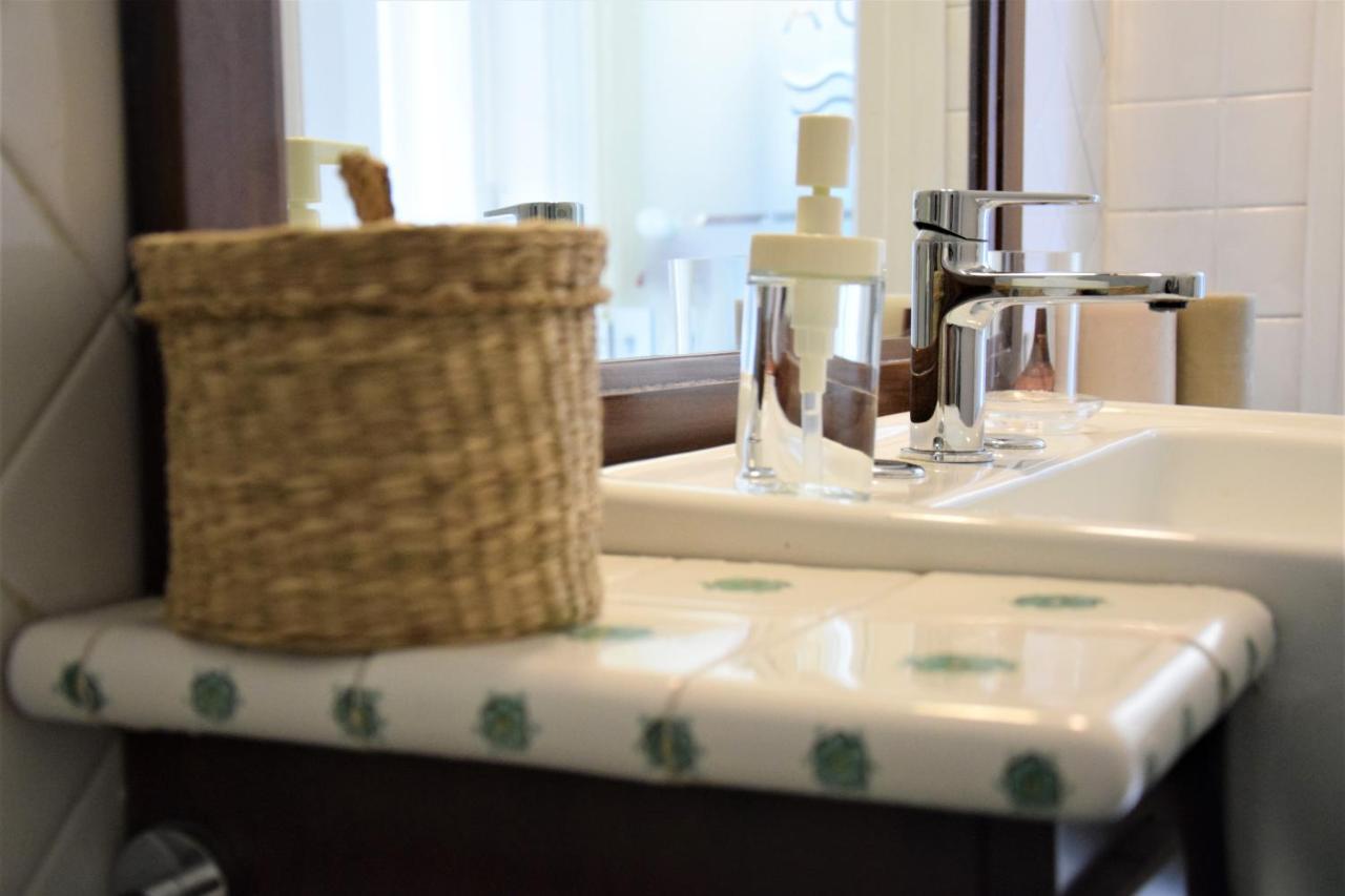 Acquablu Charme Suites - B&B Salerno Bagian luar foto